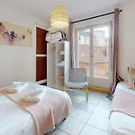 Des Bains Parking Hypercentre 6-8personnes *
