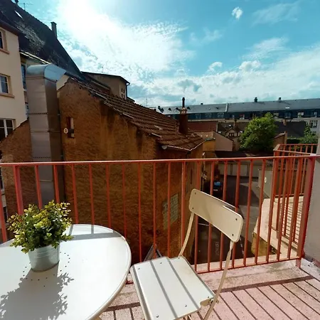 Апартаменты Des Bains Parking Hypercentre 6-8personnes Кольмар