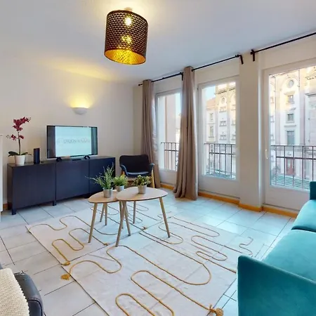 Apartment Des Bains Parking Hypercentre 6-8personnes *