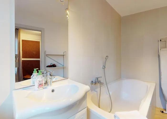 Des Bains Parking Hypercentre 6-8personnes Apartament