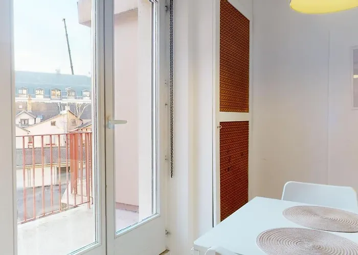 Apartament Des Bains Parking Hypercentre 6-8personnes