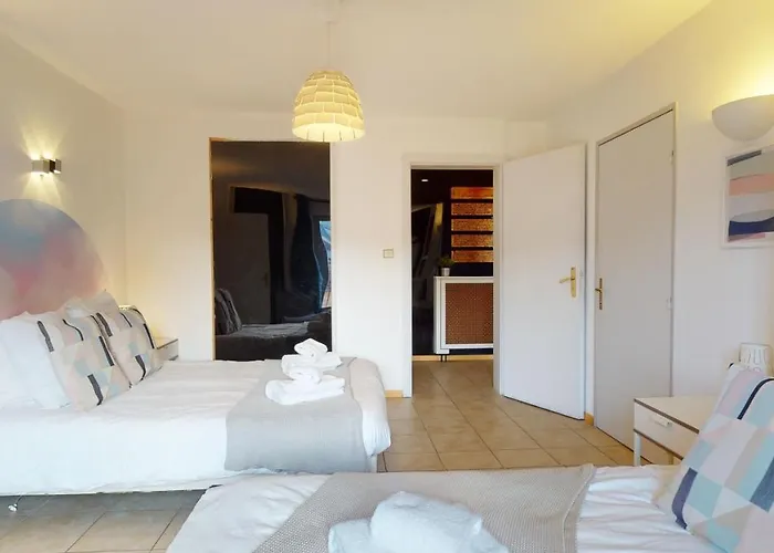 Apartament Des Bains Parking Hypercentre 6-8personnes