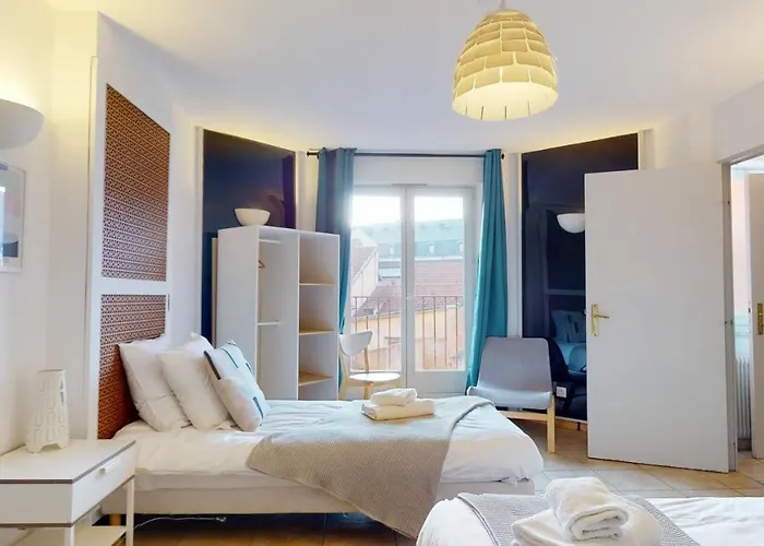 Des Bains Parking Hypercentre 6-8personnes Colmar