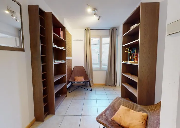 Des Bains Parking Hypercentre 6-8personnes Colmar